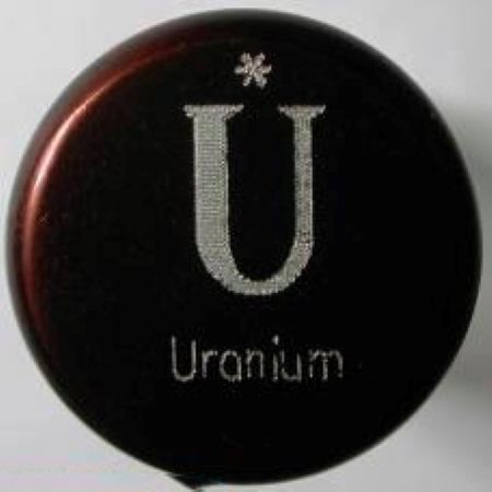 铀